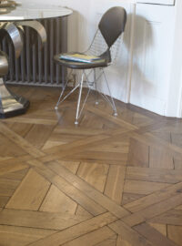 Oak landmark dalton albert panel with eames bikini chair and cast iron radiatorwidth=